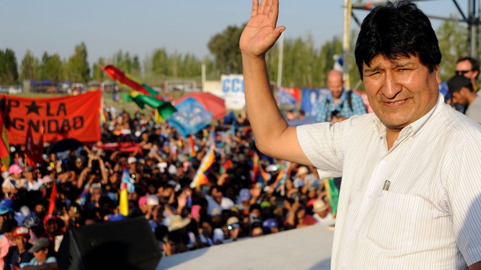Incluso desde el exilio en Argentina, Evo Morales sigue participando activamente en la política boliviana. (Foto Prensa Libre: AFP)