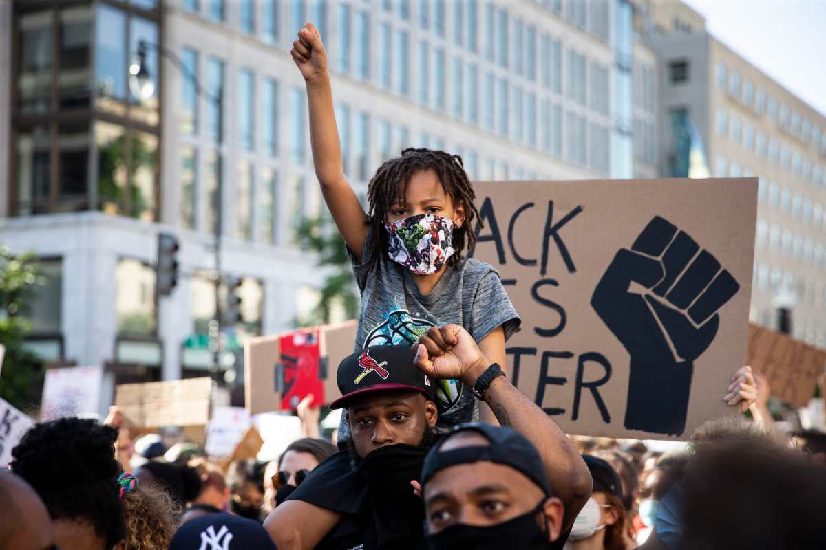 Miles protestan en EEUU en jornada pacífica bajo la consigna “Las vidas negras importan”