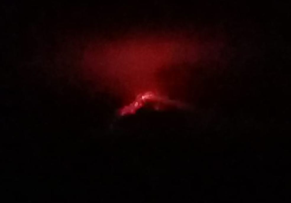 El Volcán de Fuego este 22 de junio. (Foto Prensa Libre: Conred).