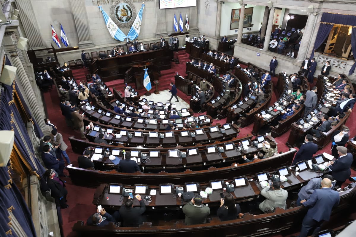 Diputados que integran la alianza oficialista siguen con la intensión de retrasar la elección de cortes. (Foto: Hemeroteca PL)