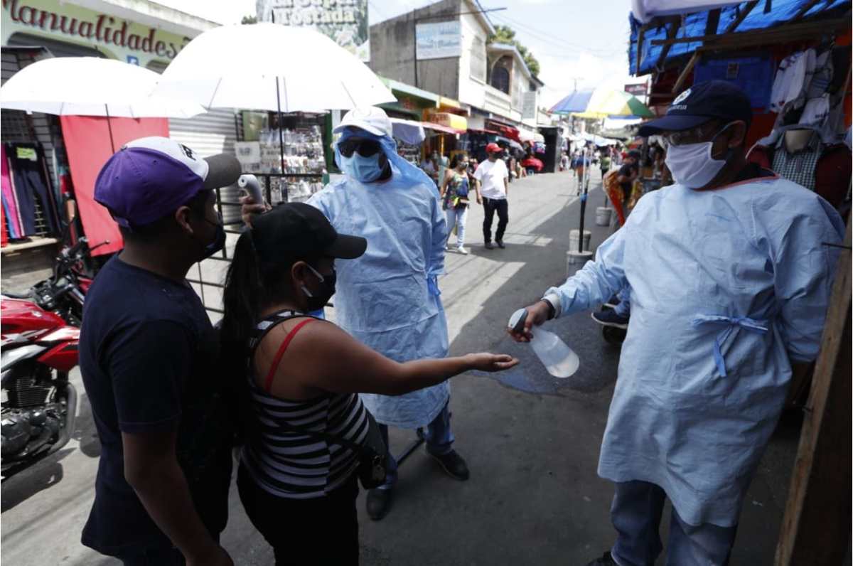 Casos de coronavirus en Guatemala superan los 10 mil y se reportan 427 nuevos contagiados