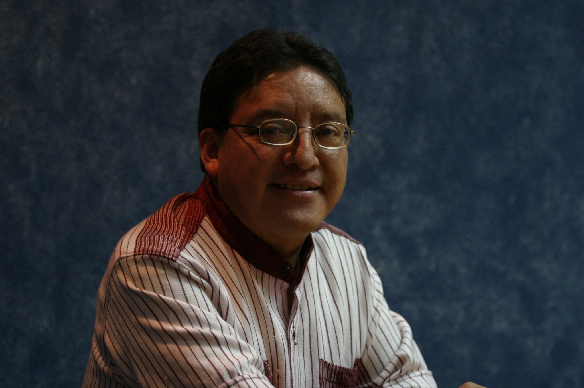 Luis Enrique Sam Colop fue académico y columnista de Prensa Libre desde 1996 a 2011. (Foto Prensa Libre: Hemeroteca)