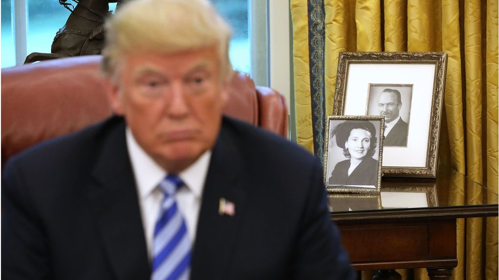 El padre del presidente Donald Trump, Fred Trump, sale a relucir en varios de los capítulos familiares que cuenta Mary Trump. (Foto Prensa Libre: Getty Images)