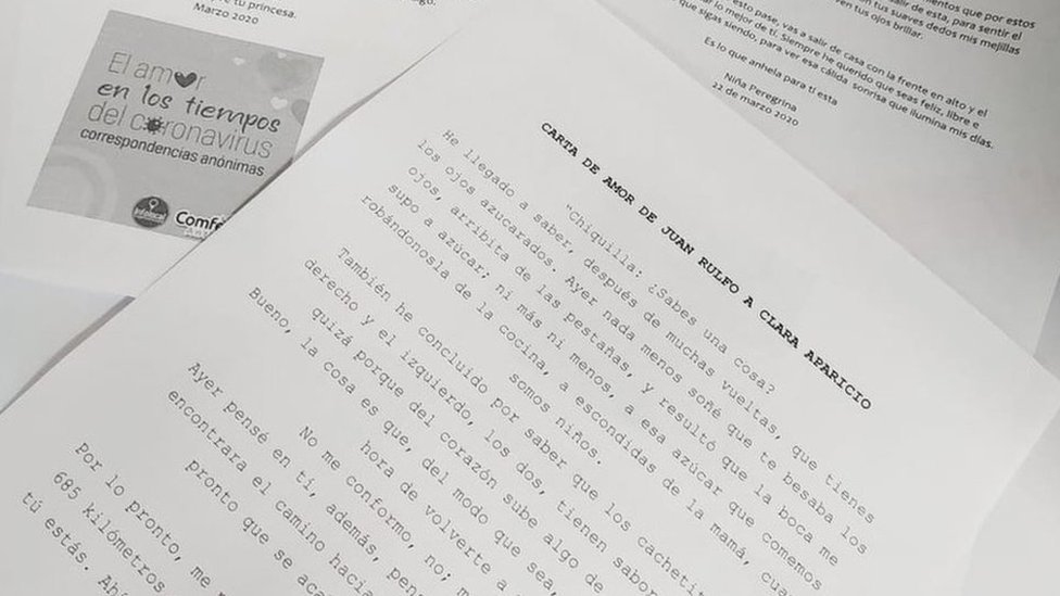 Las bibliotecas de la ciudad colombiana de Medellín han incentivado a muchos a escribir cartas y enviarlas de forma anónima. (Foto Prensa Libre: Daniel Guzmán)