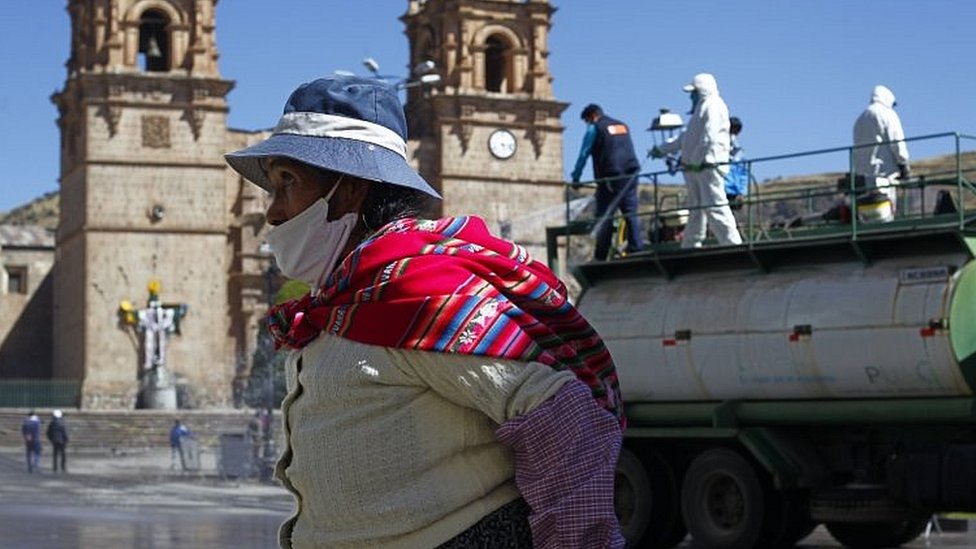 Bolivia atraviesa un momento de aceleración de contagios, según sus autoridades. (Foto Prensa Libre: AFP)
