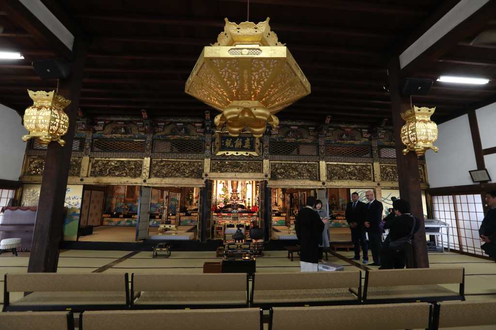 Interior de un templo budista en Tawaramoto-cho en la prefectura de Nara. (Foto Prensa Libre: Daniel Guillén Flores)