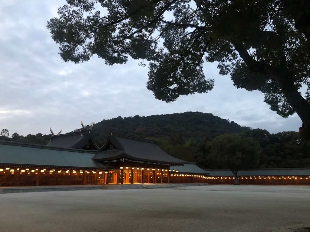Interior del templo sintoista Kashihara, ubicado en Kashihara, prefectura en Nara. En este lugar se coronó al primer emperador japonés Jinmu. (Foto Prensa Libre: Daniel Guillén Flores)