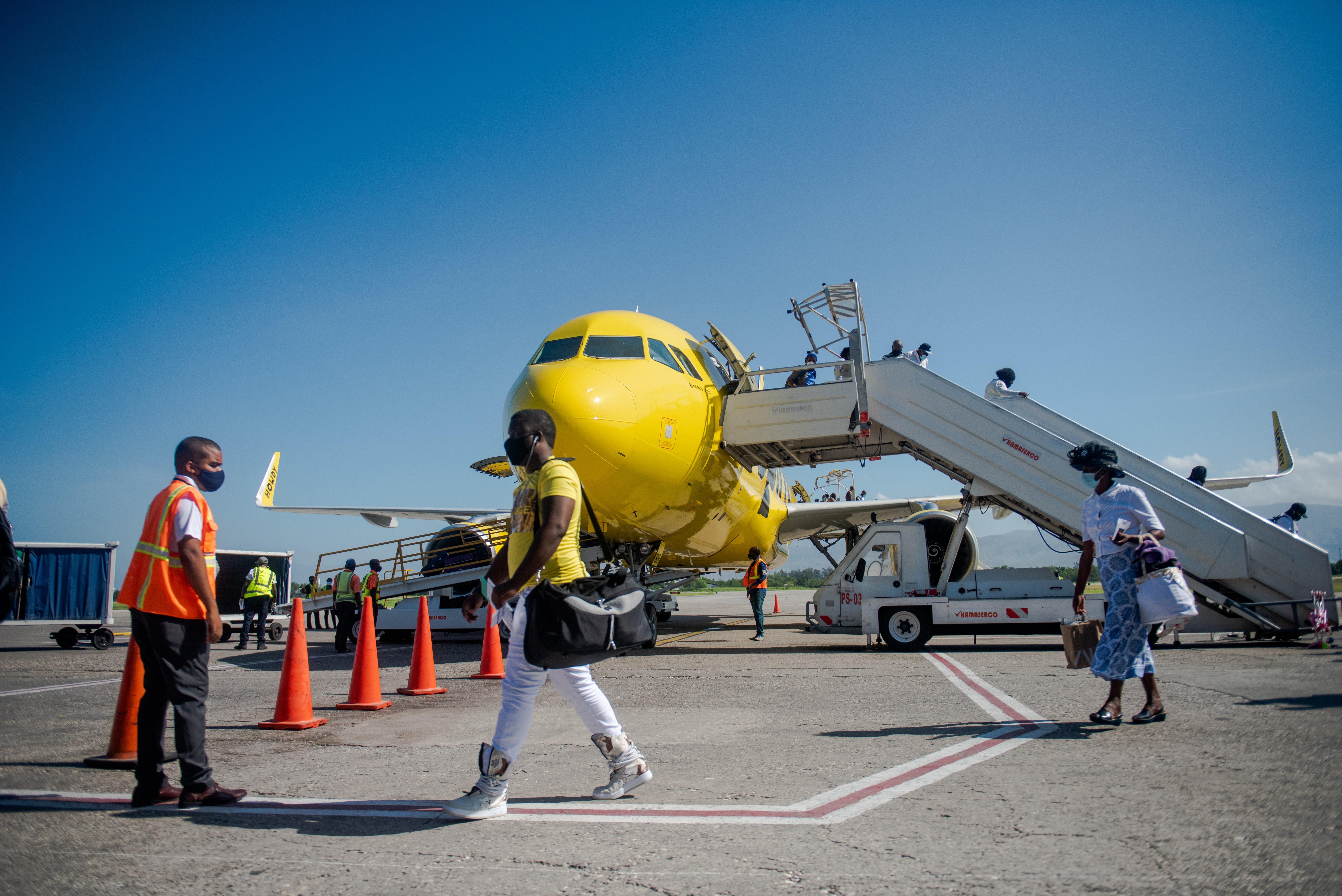 El contagio habría ocurrido en el baño, cuando la mujer tocó una superficie contaminada, según investigadores. (Foto Prensa Libre: EFE)