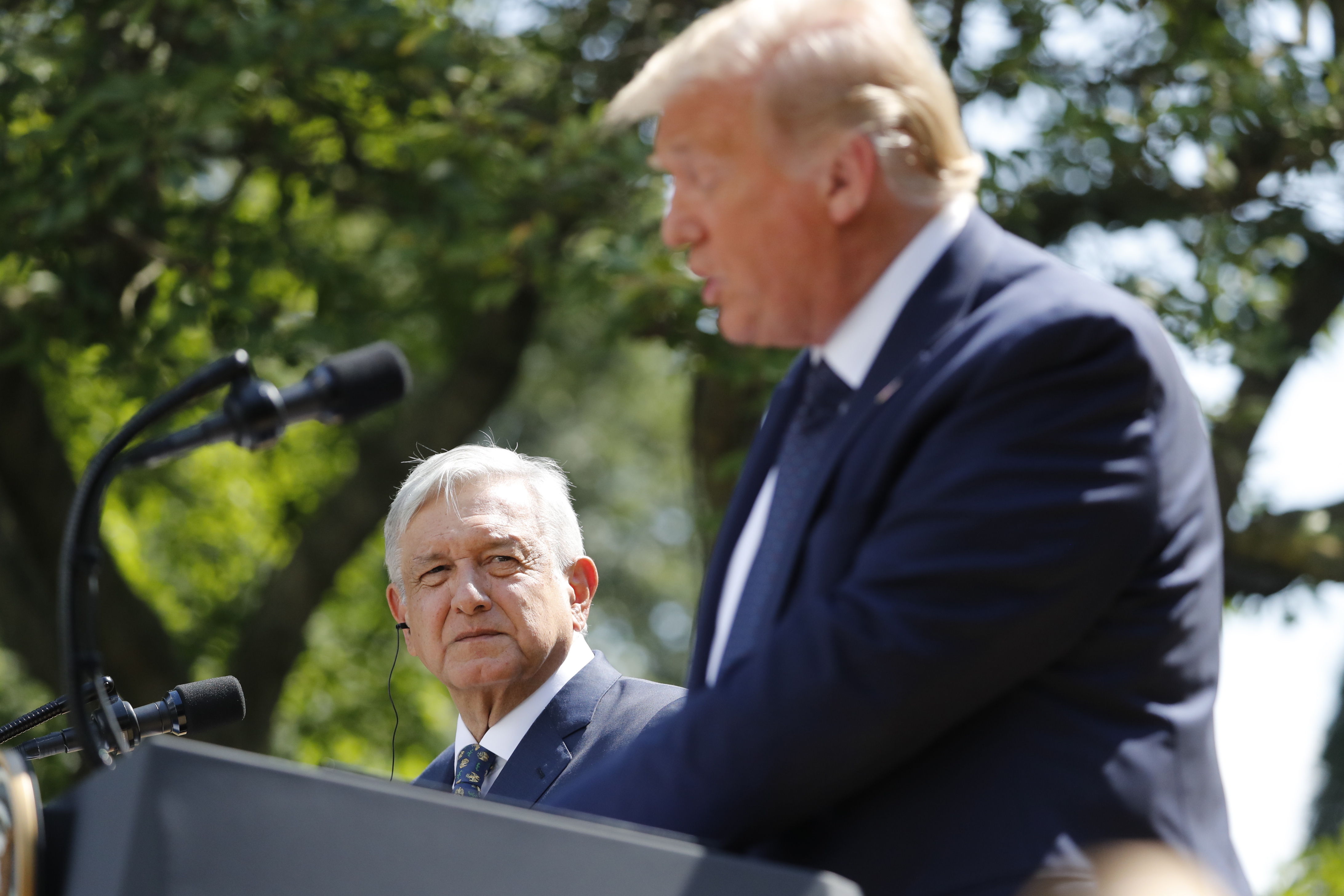 El presidente de México, Andrés Manuel López Obrador, en su visita a Donald Trump en la Casa Blanca. (Foto Prensa Libre: EFE)