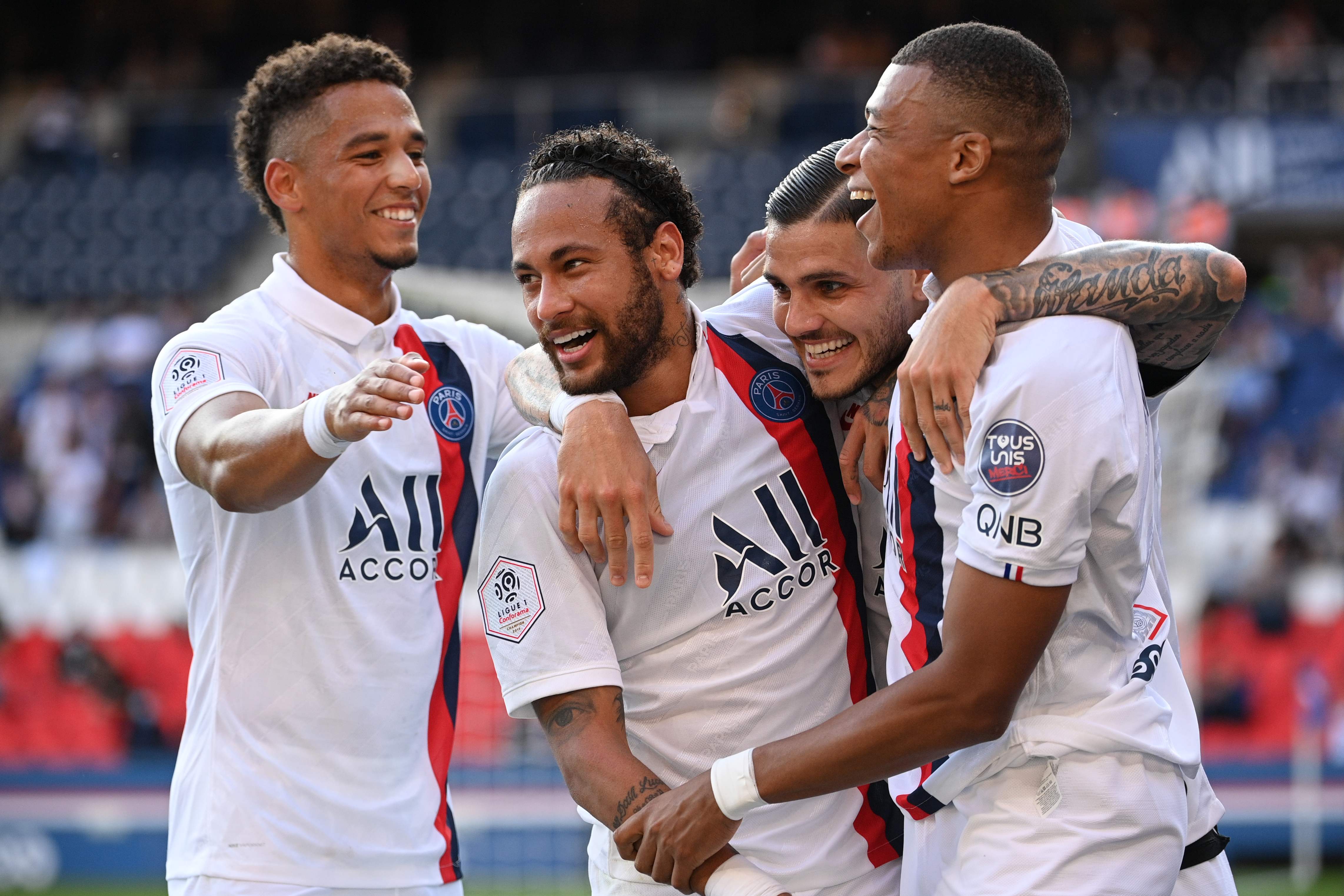 Neymar celebró con Icardi y... ¿se burlaron de Ramos y Benzema? (Foto Prensa Libre: AFP)