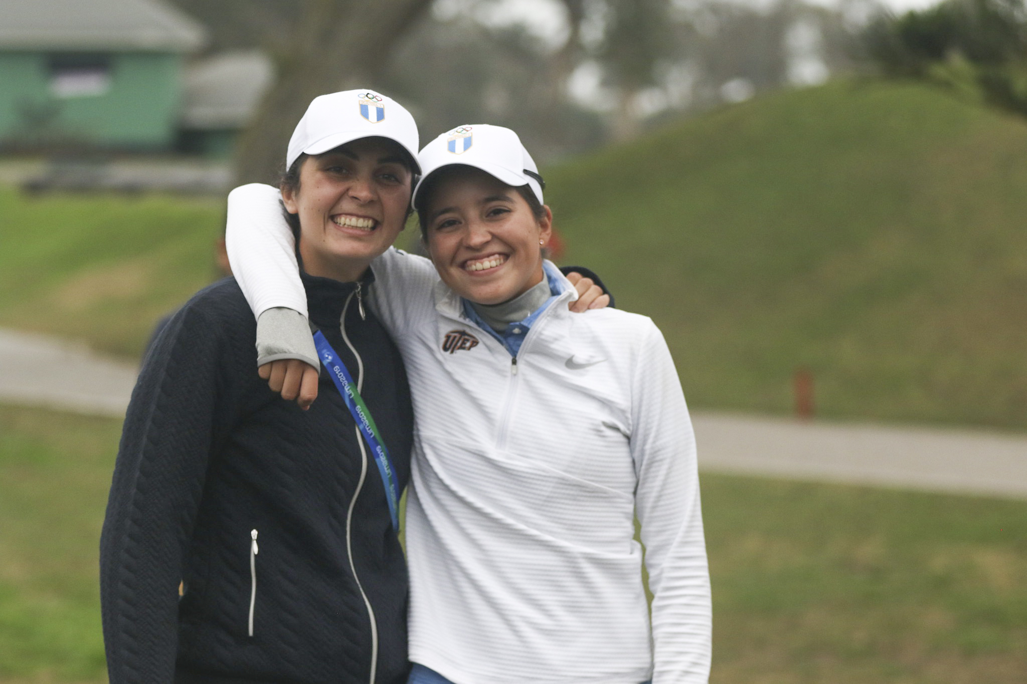 Las golfistas nacionales Pilar Echeverría y Valeria Mendizábal estarán compitiendo en torneos en Estados Unidos. Foto prensa Libre: Cortesía Asogolf