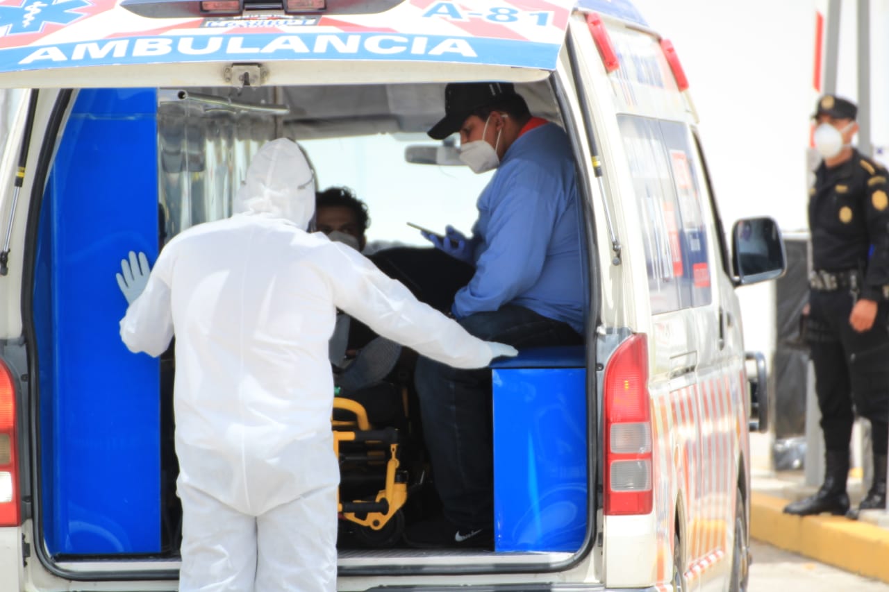 La enfermedad ha rebasado las capacidades de los centros sanitarios de Guatemala. (Foto Prensa Libre: Hemeroteca PL)