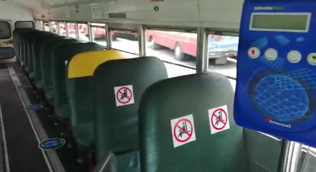 Los autobuses del servicio Express de Mixco ya están señalizados y listos para circular, pero no hay fecha para que empiecen. (Foto Prensa Libre: Mixco)