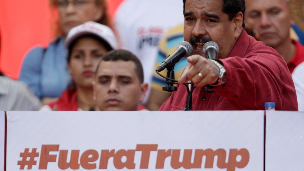 Nicolás Maduro se mantiene en el poder pese al desafío de Juan Guaidó, al que apoya Estados Unidos. (Foto Prensa Libre: Reuters)