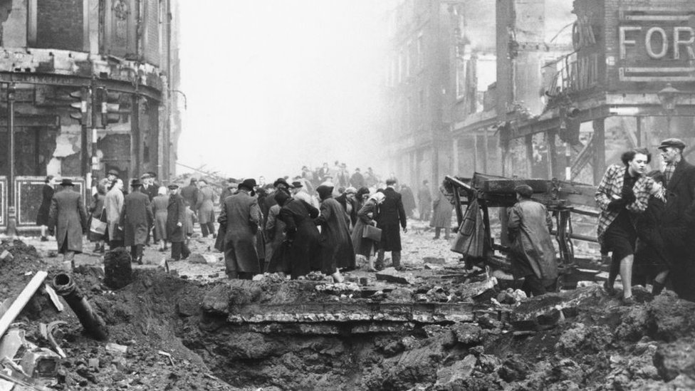 El "impuesto a las ganancias extraordinarias" de las empresas está inspirado en un gravamen que se aplicó durante la Primera y Segunda Guerra Mundial. (Foto Prensa Libre: Getty Images)