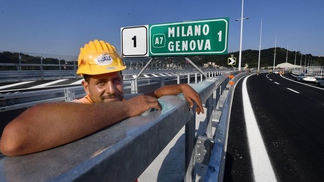 El nuevo puente cuenta con la última tecnología. (Foto Prensa Libre: EPA)