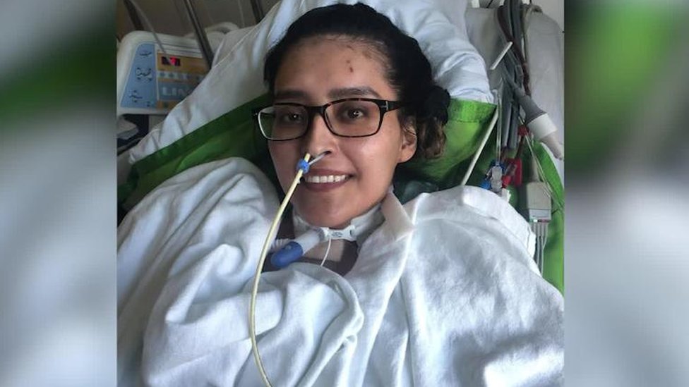 Mayra Ramírez fue la primera persona hasta donde se conoce en ser sometida a un trasplante doble de pulmón en EE.UU. tras enfermarse de coronavirus. (Foto Prensa Libre: Northwestern Medicine)