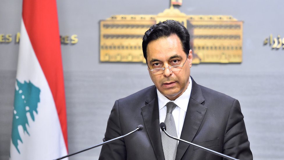 Diab hizo pública la renuncia del gabinete en pleno. (Foto Prensa Libre: EPA)