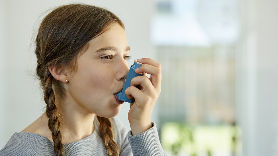 La niña a la que le debemos el inhalador para el asma, el invento que revolucionó el tratamiento de esta enfermedad