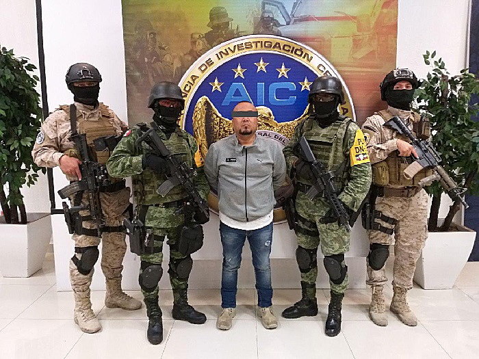 Foto facilitada por la fiscalía estatal que muestra el arresto de  José Antonio Yepez, 'el Marro', por fuerzas federales en Guanajuato, México. (Foto Prensa Libre: EFE)