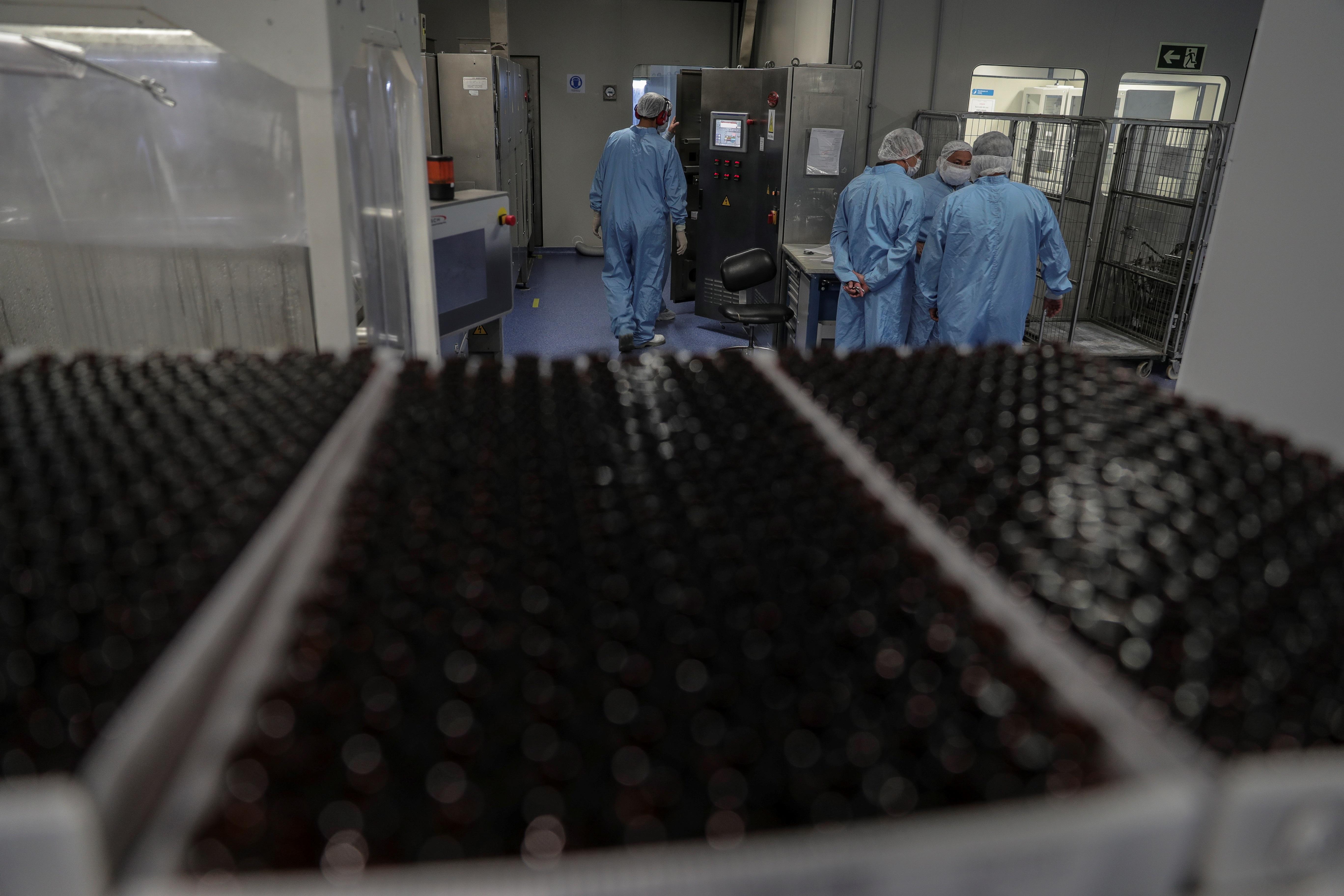 Brasil se encuentra desarrollando alternativas cientificas que permitan dar una respuesta a la pandemia del coronavirus. (Foto Prensa Libre: EFE)