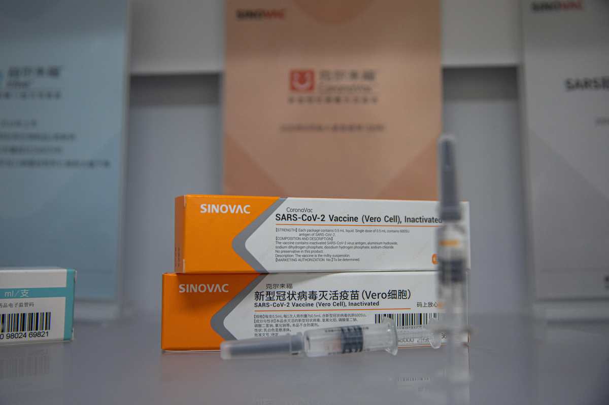 La vacuna china de Sinovac, contra el coronavirus, se probará en niños y adolescentes a final de mes