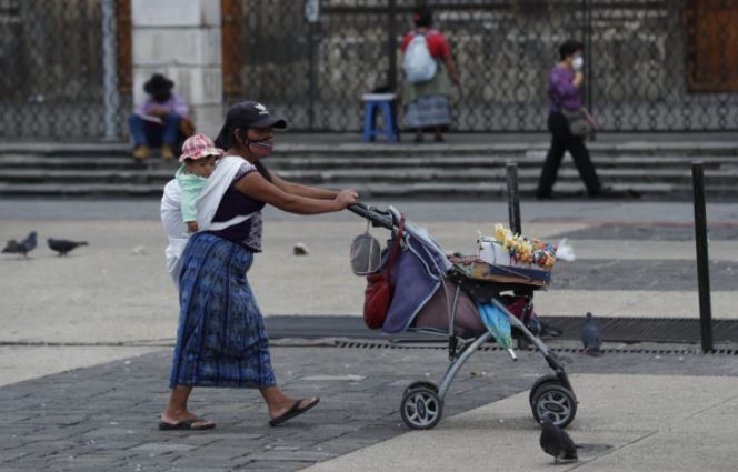 Guatemala ha comenzado a reactivar su economía en medio de la pandemia por el coronavirus. (Foto Prensa Libre: Esbin García)