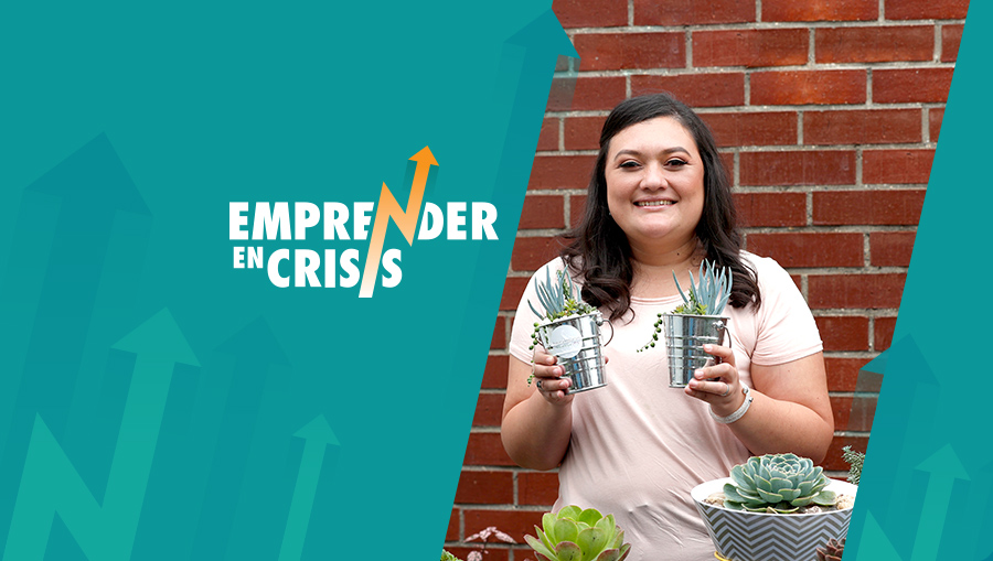 Isabel Ucelo disfruta de la floristería y fue su camino para crear un negocio en medio de la pandemia. (Foto Prensa Libre: Esbin García)