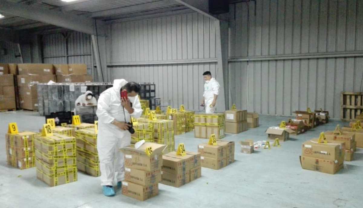 MP secuestra 100 cajas con medicinas vencidas que se encontraron en el Hospital del Parque de la Industria y las enviará a Inacif para análisis