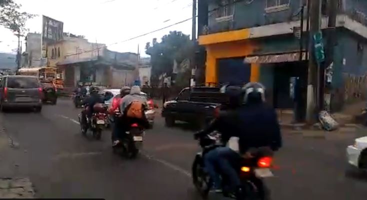 Mixco registra alta carga vehicular. (Foto Prensa Libre: Tomada de Emixtra)

