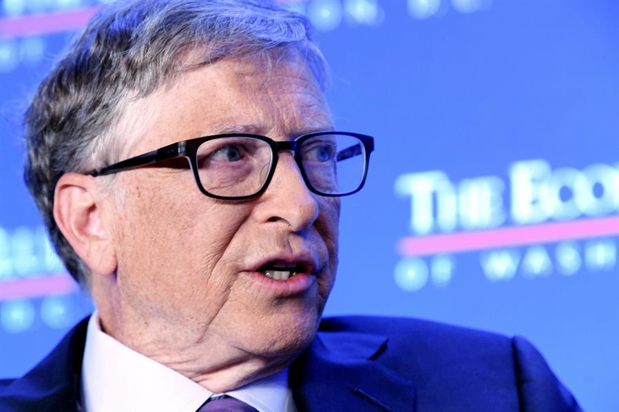 El magnate de la tecnología, Bill Gates, señaló que habrá diferencias entre las naciones, en cuanto al fin de la pandemia del Covid-19. (Foto Prensa Libre: EFE)