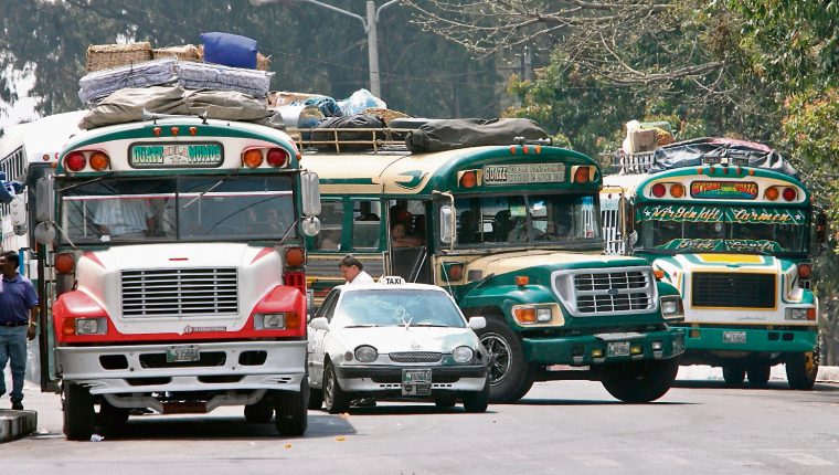No tiene fecha estipulada para la rehabilitación del servicio de transporte extraurbano. (Foto Prensa Libre: Hemeroteca PL)