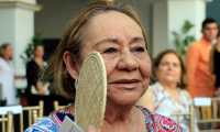 Fotografía de archivo fechada el 22 de mayo de 2016 que muestra a la viuda del premio Nobel de literatura Gabriel García Márquez, Mercedes Barcha, mientras participaba en una ceremonia en el Claustro de la Merced en Cartagena (Colombia).  (Foto Prensa Libre: EFE)