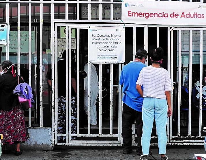 El Ministerio de Salud ordenó el cierre de las consultas externas con la llegada de la pandemia. (Foto Prensa Libre: Hemeroteca PL)