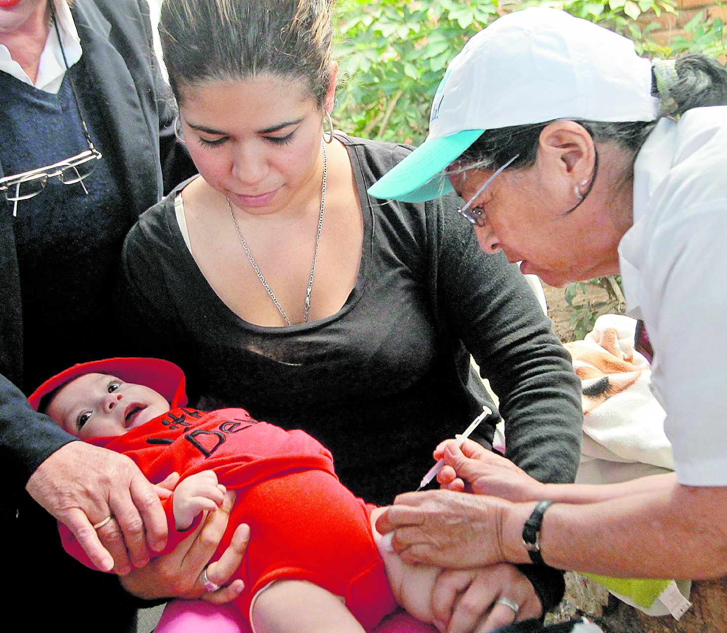 La iniciativa 5342, Ley de vacunación, establece que el Estado garantice la vacunación para todos los guatemaltecos. (Foto Prensa Libre: Hemeroteca PL)