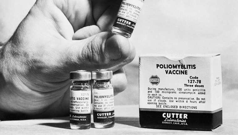 Algunos lotes de la vacuna contra la polio de Laboratorios Cutter habían salido defectuosos.