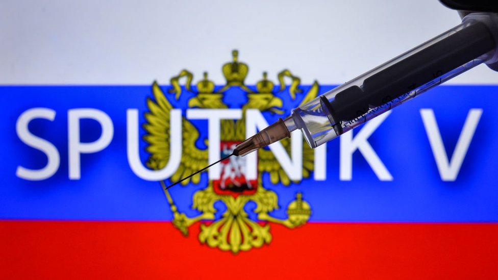 Rusia espera empezar la distribución internacional de su vacuna en noviembre. (Foto Prensa Libre: Getty Images)