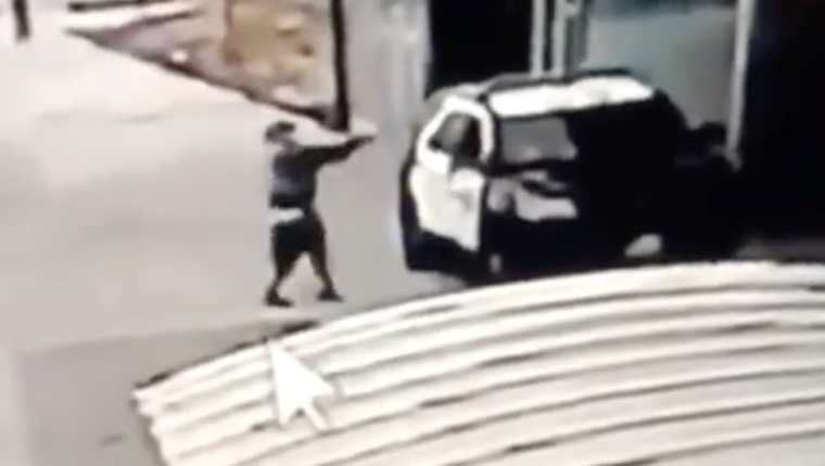 El video muestra el momento del ataque.