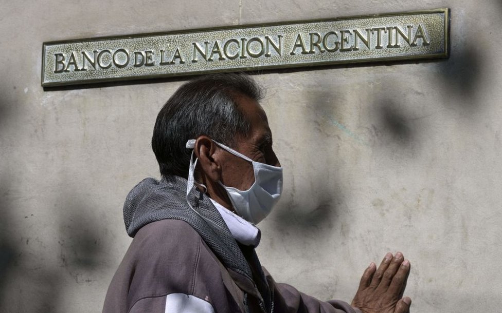 En Argentina se han abierto cerca de dos millones de cuentas bancarias (solo en los bancos públicos).