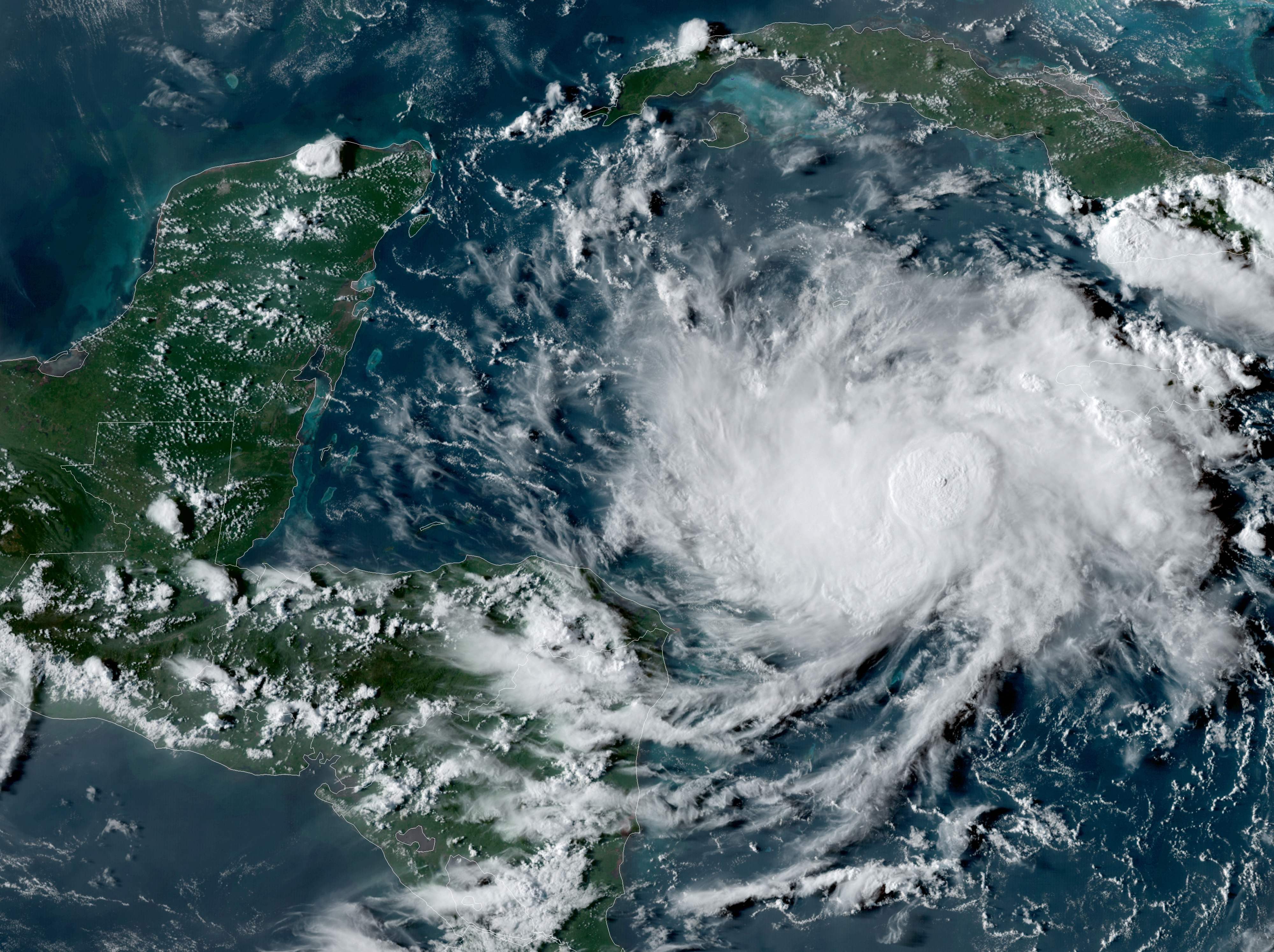 Trayectoria de la tormenta tropical Nana. (Foto Prensa Libre: AFP)