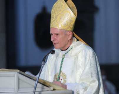 “A Dios rogando y con el mazo dando”: Arzobispo metropolitano hace llamado a las personas para que se vacunen