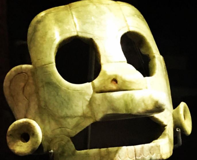 Guatemala recupera máscara que representa a Chac, dios Maya de la lluvia