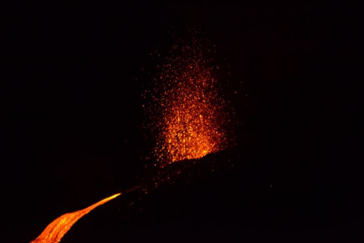 Actividad del Volcán de Pacaya captada el domingo 27 de septiembre. (Foto Prensa Libre: Cortesía de Rony Veliz)