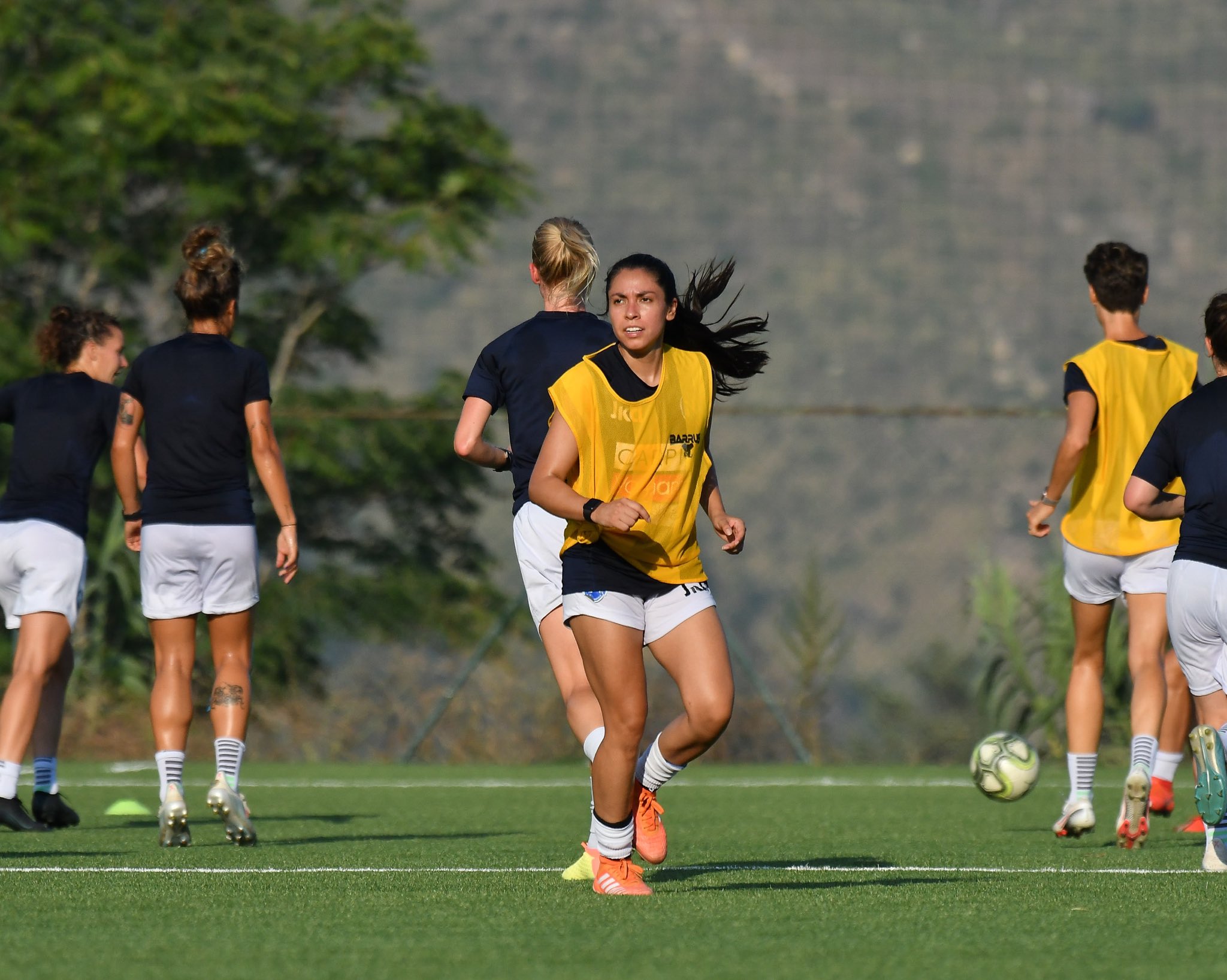 La guatemalteca Ana Lucía Martínez ya hizo su debut oficial con el Roma, en el juego en el que su equipo cayó 0-1 ante el Cesena de la Serie B italiana. (Foto Prensa Libre: Heremoteca)