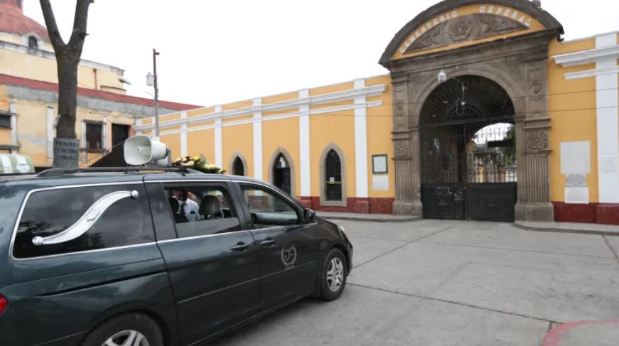 Los seguros de vida están ligados en su mayoría a un servicio crediticio. (Foto Prensa Libre: María Longo)