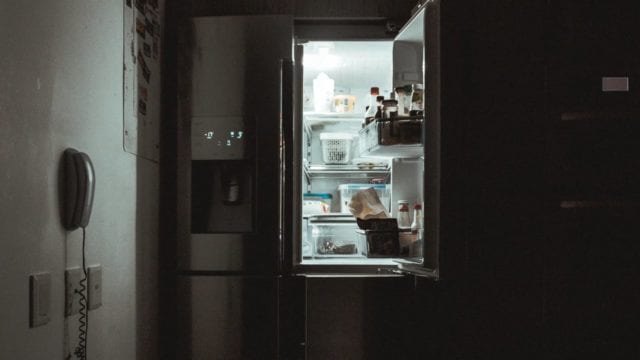 Refrigerador abierto