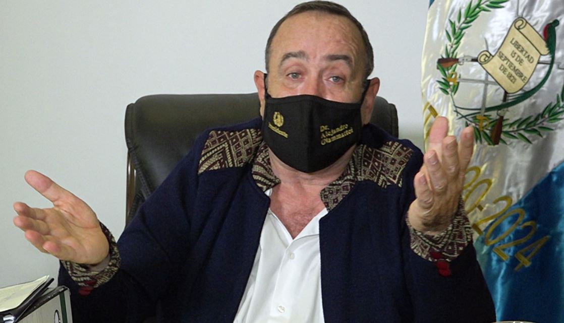 Presidente Alejandro Giammattei en mensaje a la población luego de dar positivo a coronavirus. (Foto Prensa Libre)