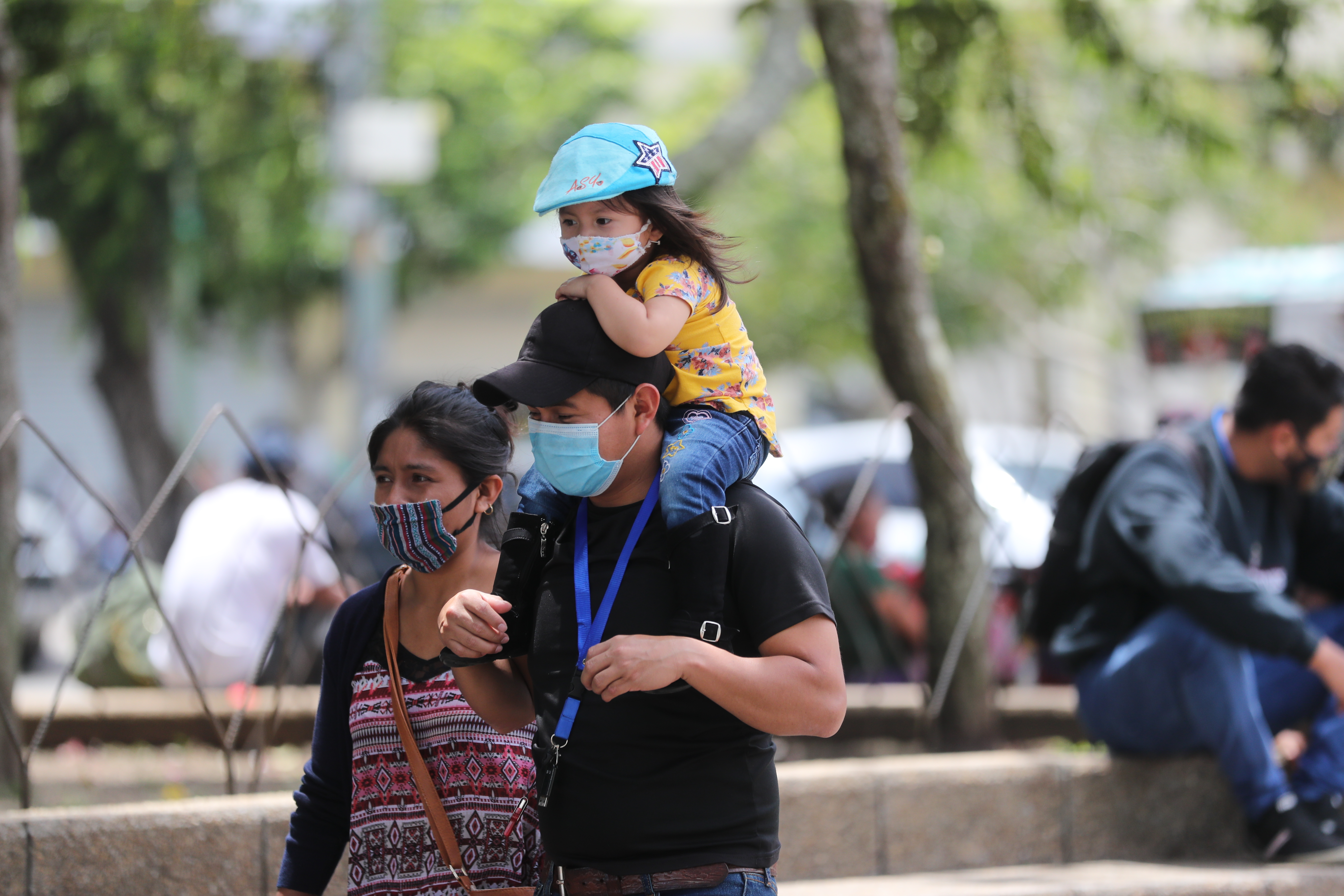 El semáforo epidemiológico para los próximos 15 días indica que hay 165 municipios en color rojo. (Foto Prensa Libre: Hemeroteca PL)