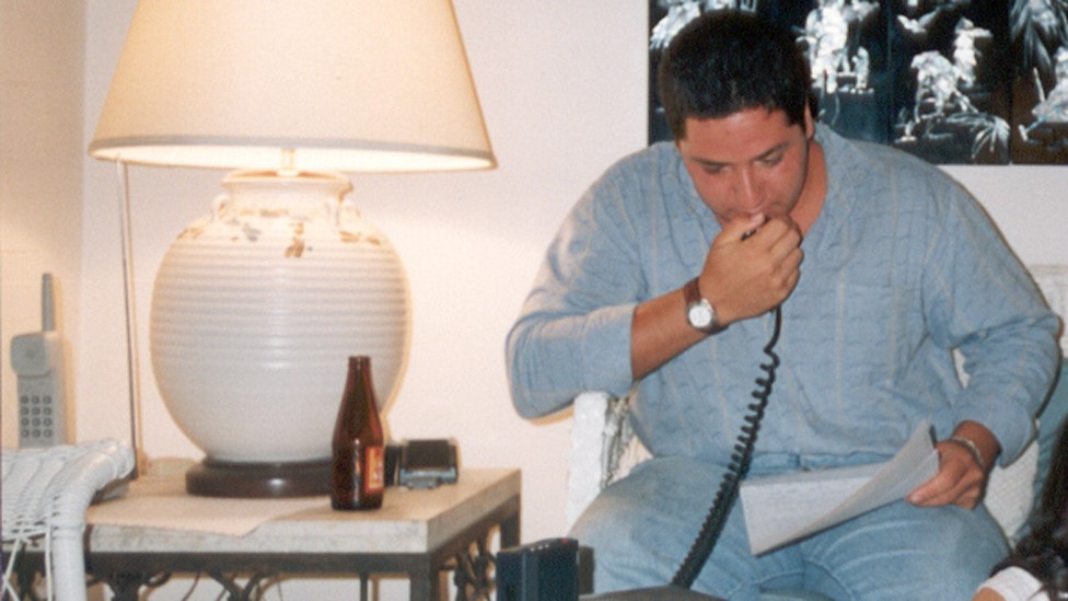 El negociador de 22 años en una de las comunicaciones con la guerrillla. (Foto Prensa Libre: Miles Hargrove)