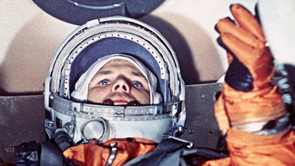 Yuri Gagarin hizo historia en 1961. Esta imagen fue tomada minutos antes del despegue.